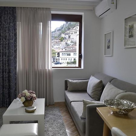 Aria Apartment Berat Eksteriør billede